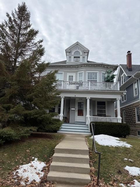 Photo of 2745 N Farwell Ave, Milwaukee, WI 53211 (MLS # 1951311)