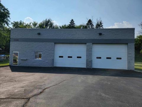 Photo of 11218 W Forest Home Ave, Franklin, WI 53132 (MLS # 1931642)