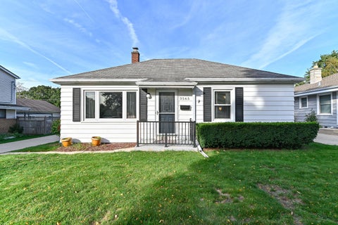 Photo of 3565 S 83rd St, Milwaukee, WI 53220 (MLS # 1984875)