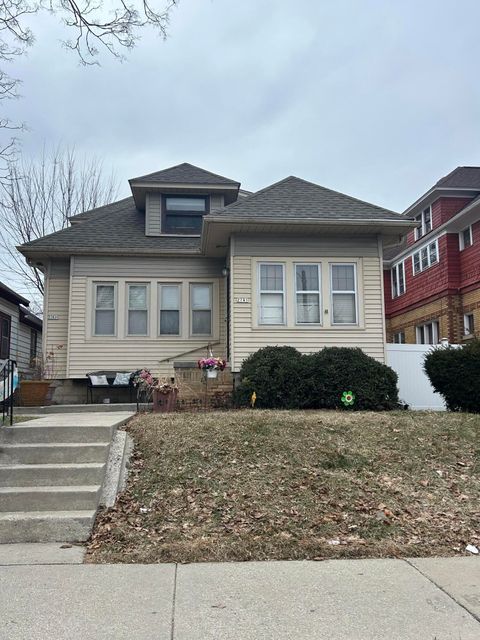 Photo of 2741 N 52nd St, Milwaukee, WI 53210 (MLS # 1955076)