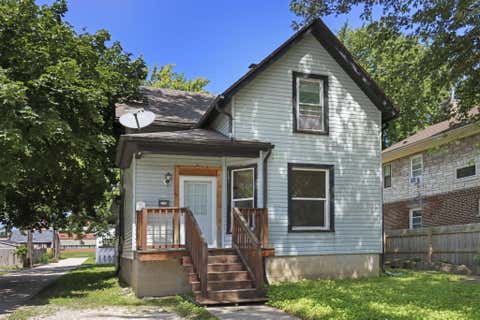 Photo of 1908 Ehlert St, Racine, WI 53405 (MLS # 1977306)