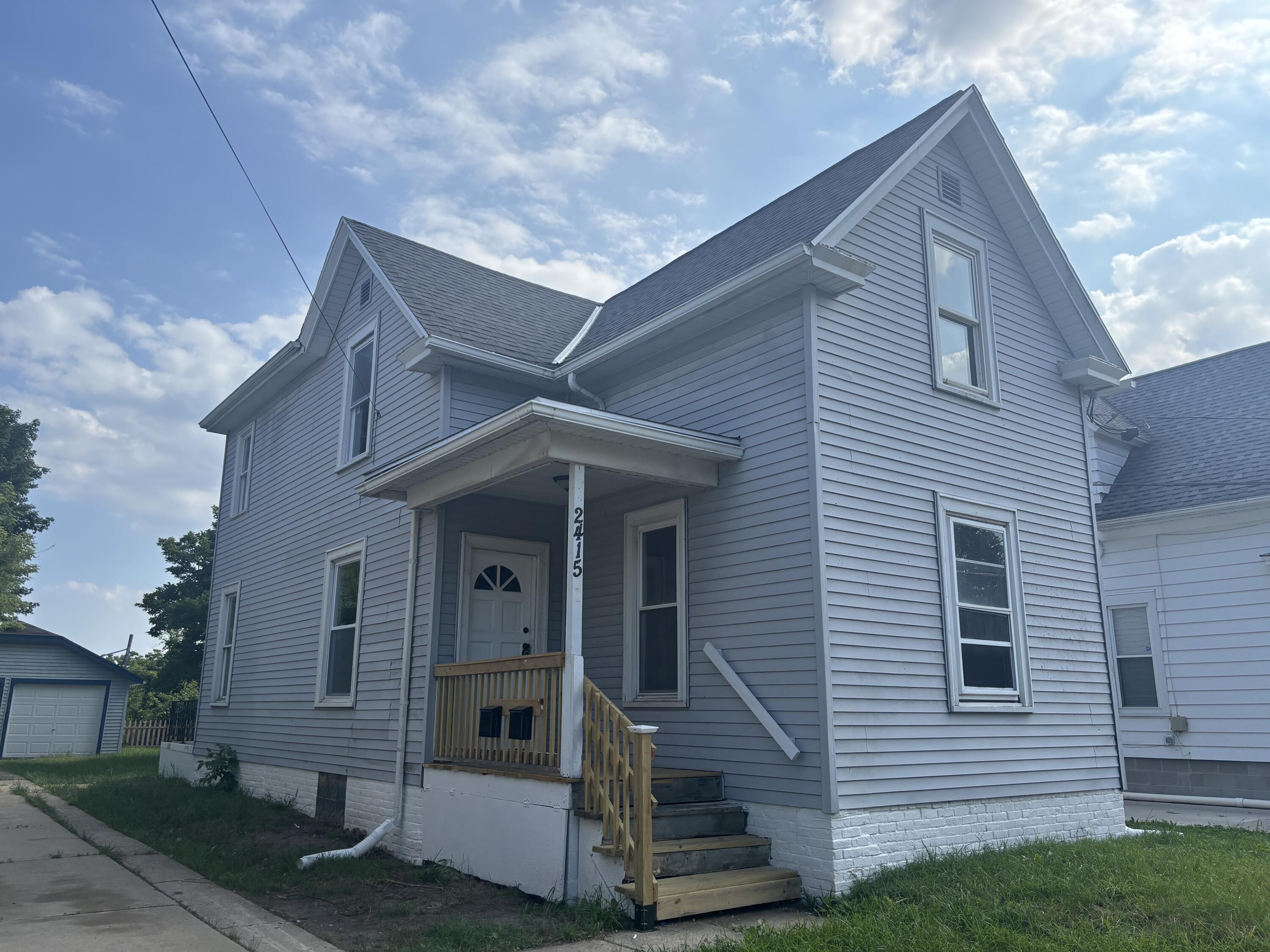 DUPLEX