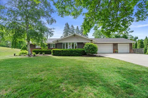 Photo of 3560 Goetz Dr, Brookfield, WI 53005 (MLS # 1964977)