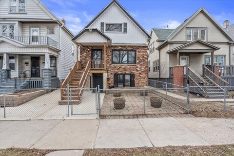 Photo of 2053 S 25th St, Milwaukee, WI 53204 (MLS # 1955248)