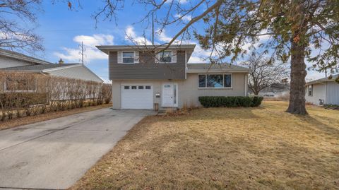 Photo of 1551 Florida Ave, Sheboygan, WI 53081 (MLS # 1952580)