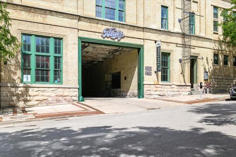 Photo of 270 E Highland Ave, Milwaukee, WI 53202 (MLS # 1944953)