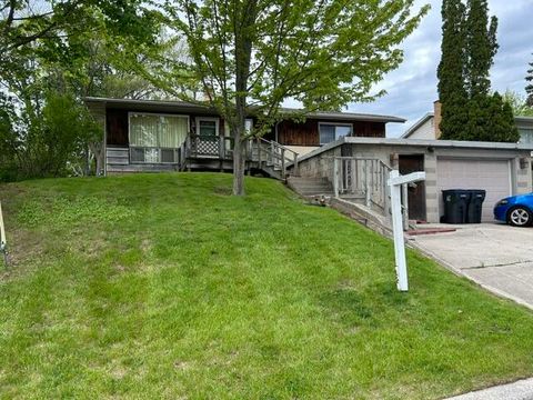 Photo of 206 Spring St, Sheboygan Falls, WI 53085 (MLS # 1963764)