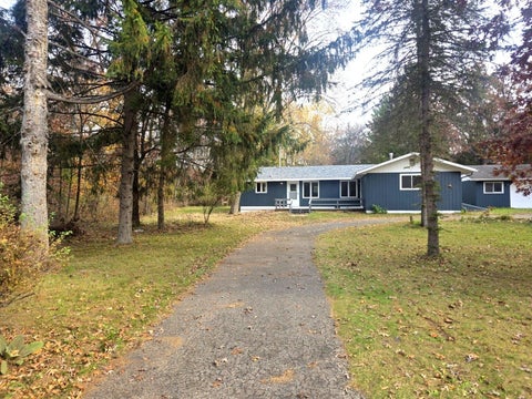 Photo of 2928 Oak Ave, New Chester, WI 53936 (MLS # 1986628)
