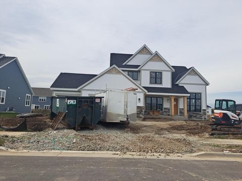 Photo of 1750 Whalen Dr, Oconomowoc, WI 53066 (MLS # 1960647)