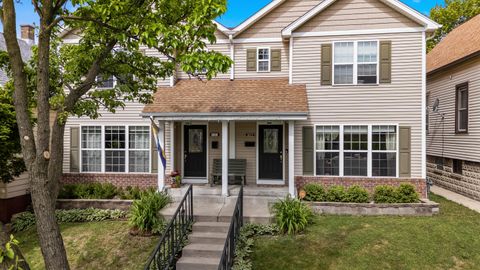 Photo of 1825 S 3rd St, Milwaukee, WI 53204 (MLS # 1973479)