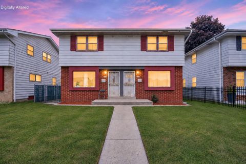 Photo of 5857 N 76th St, Milwaukee, WI 53218 (MLS # 1963471)