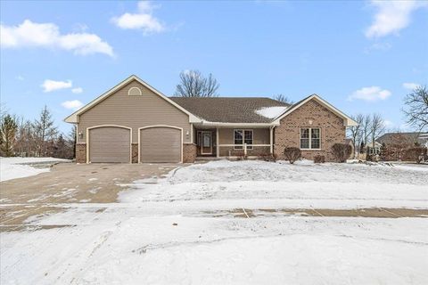Photo of 440 Evergreen Ter, Kewaskum, WI 53040 (MLS # 1946125)