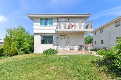 Photo of 6914 N 42nd St, Milwaukee, WI 53209 (MLS # 1964893)
