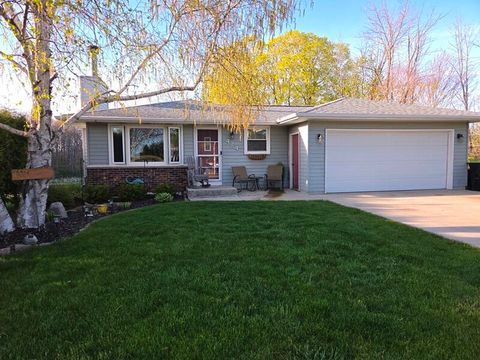 Photo of 424 Van Buren Rd, Howards Grove, WI 53083 (MLS # 1963086)