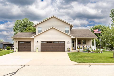 Photo of 1001 Sugarberry Blvd, Sparta, WI 54656 (MLS # 1969833)