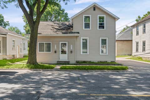 Photo of 614-616 Market St, La Crosse, WI 54601 (MLS # 1971943)