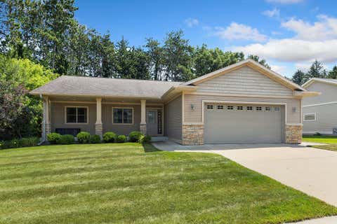 Photo of 4086 Pineview St, Onalaska, WI 54650 (MLS # 1973946)