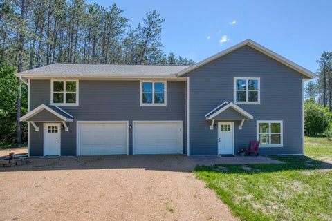 Photo of N11153 Oak Ln, Elcho, WI 54428 (MLS # 1977386)