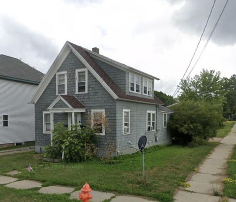 Photo of 200 S Peach Ave, Marshfield, WI 54449 (MLS # 1946054)