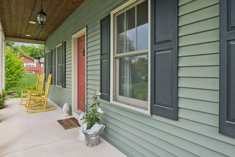 Genoa City, Wisconsin 53128, United States, 2 Bedrooms Bedrooms, ,3 BathroomsBathrooms,Residential,Active,141502