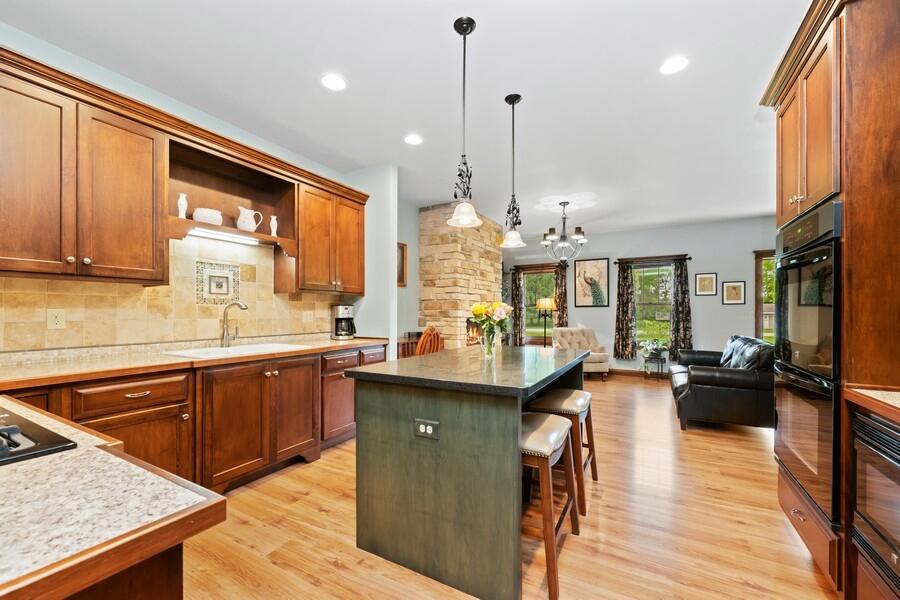 Genoa City, Wisconsin 53128, United States, 2 Bedrooms Bedrooms, ,3 BathroomsBathrooms,Residential,Active,141502