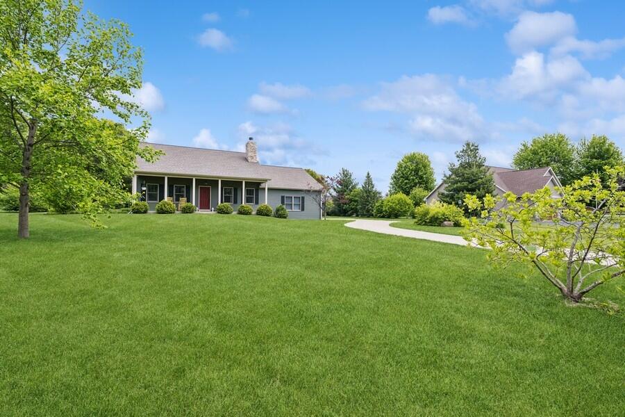 Genoa City, Wisconsin 53128, United States, 2 Bedrooms Bedrooms, ,3 BathroomsBathrooms,Residential,Active,141502