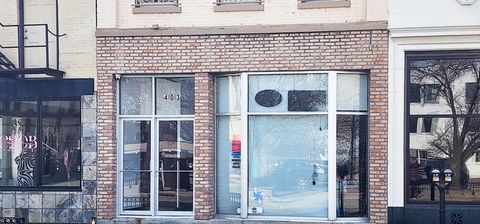 Photo of 403 6th St, Racine, WI 53403 (MLS # 1956996)