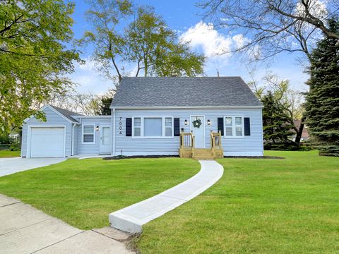 Photo of 7004 W Arthur Ave, West Allis, WI 53219 (MLS # 1956313)