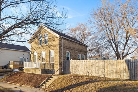 Photo of 1430 Virginia Ave, Sheboygan, WI 53081 (MLS # 1947559)