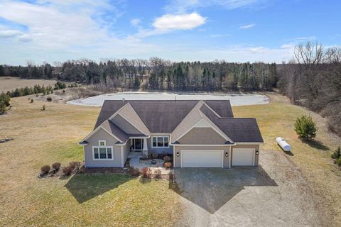 Photo of 21229 Plank Rd, Dover, WI 53139 (MLS # 1956467)