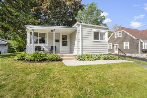Photo of N85W16267 May Ave, Menomonee Falls, WI 53051 (MLS # 1964648)