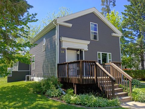 Photo of 16 N Adams St, Elkhorn, WI 53121 (MLS # 1964026)