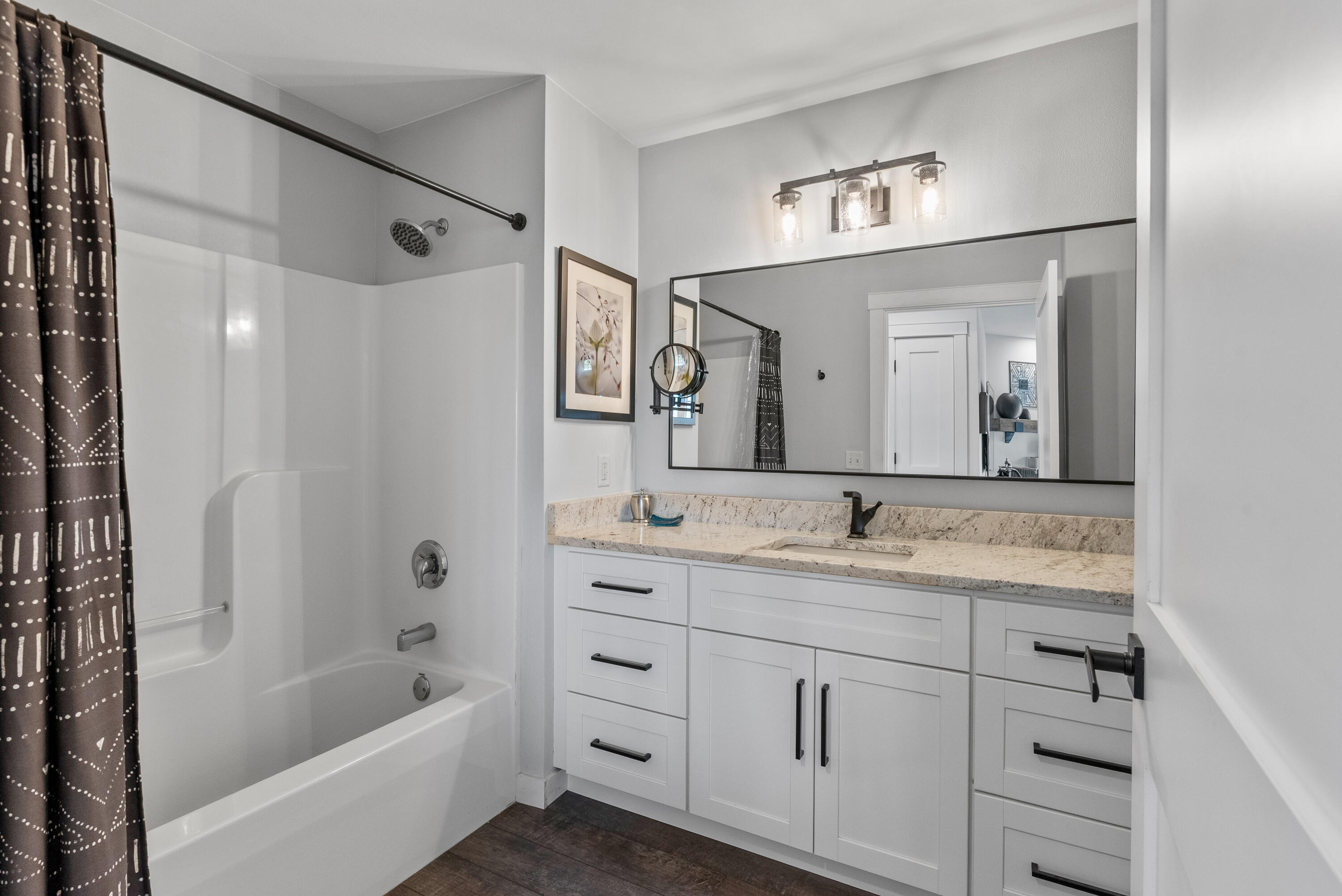 Newburg, Wisconsin 53095, United States, 2 Bedrooms Bedrooms, ,2 BathroomsBathrooms,Residential,Active,235858