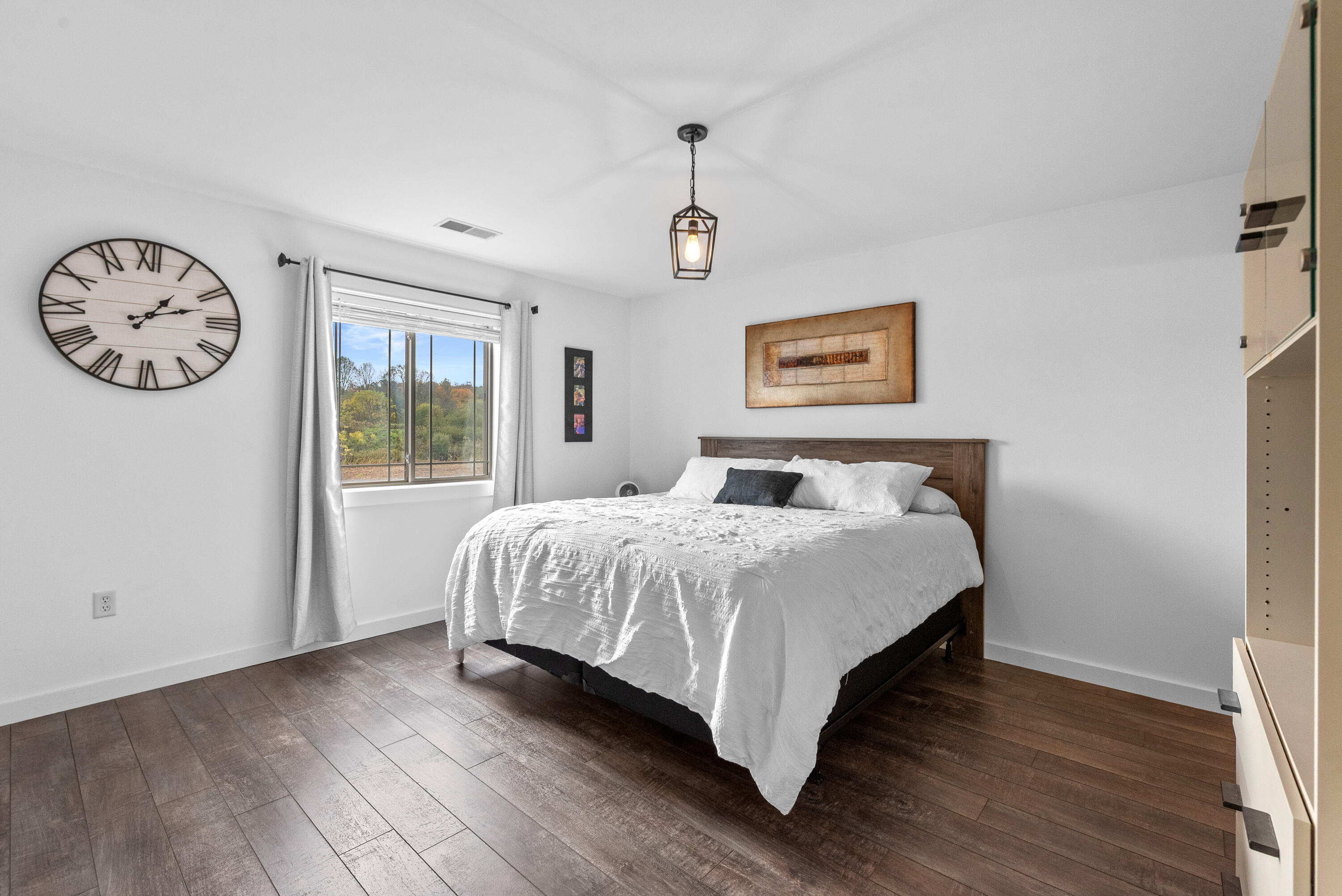 Newburg, Wisconsin 53095, United States, 2 Bedrooms Bedrooms, ,2 BathroomsBathrooms,Residential,Active,235858