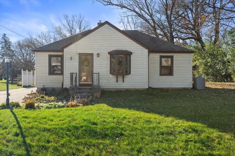Photo of 12545 W Cleveland Ave, New Berlin, WI 53151 (MLS # 1942756)