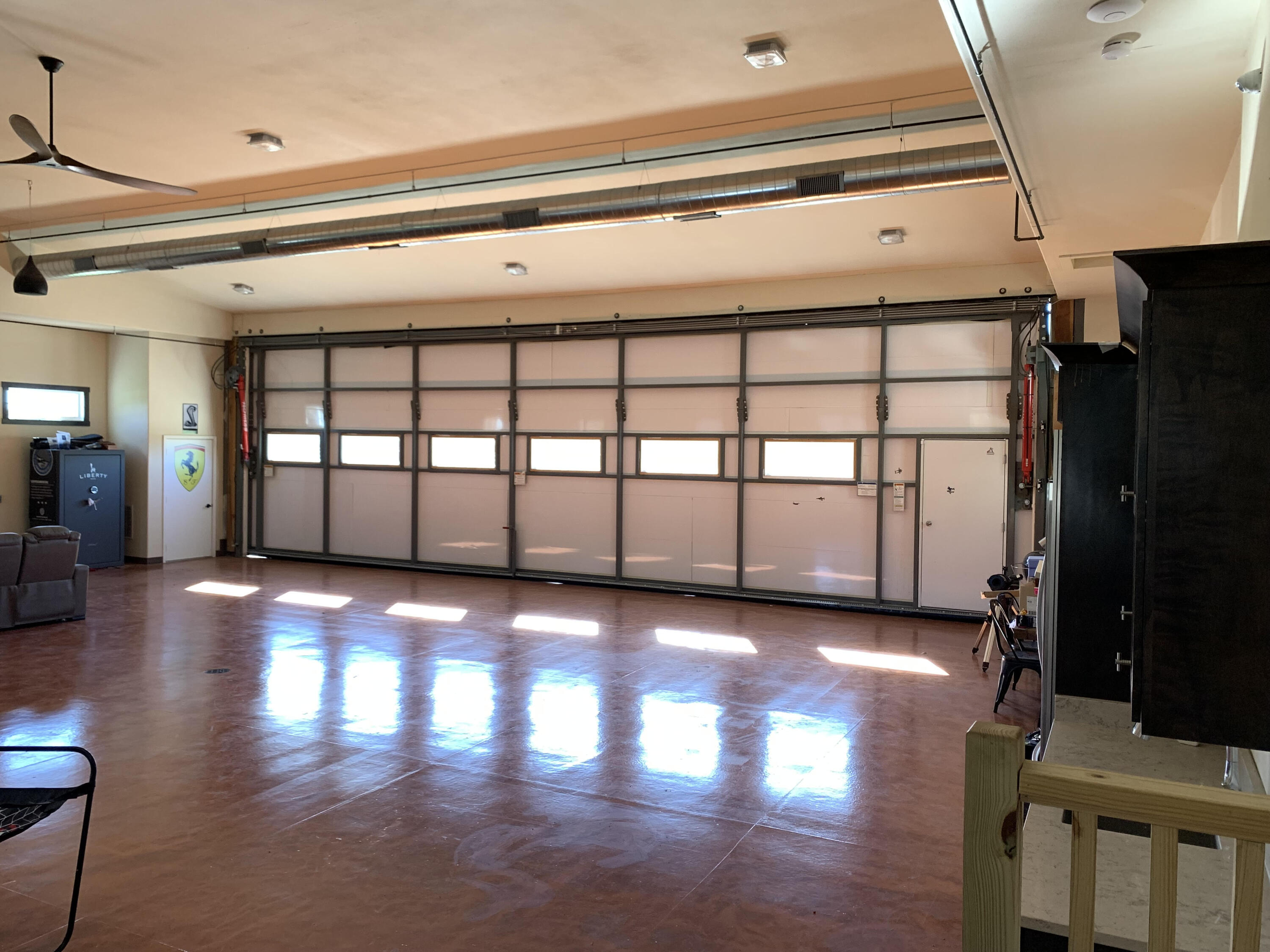 Bloomfield, Wisconsin 53147, United States, 4 Bedrooms Bedrooms, ,4 BathroomsBathrooms,Residential,Active,37306