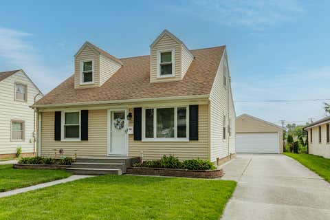 Photo of 1332 S 94th St, West Allis, WI 53214 (MLS # 1976208)
