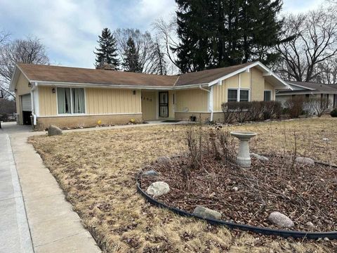 9150 N 60th St, Brown Deer, WI 53223 - #: 1910759