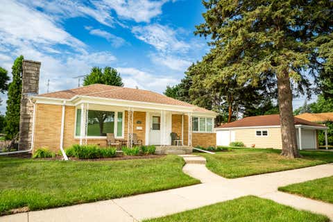 Photo of 4501 Graceland Blvd, Racine, WI 53405 (MLS # 1970892)