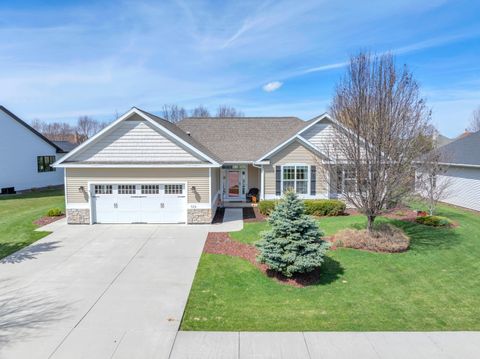Photo of 522 Cloverdale Ln, Plymouth, WI 53073 (MLS # 1957777)