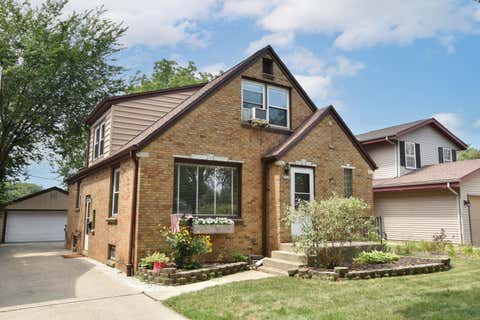 Photo of 3229 S 56th St, Milwaukee, WI 53219 (MLS # 1975003)