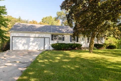 Photo of S71W23350 National Ave, Vernon, WI 53103 (MLS # 1958551)