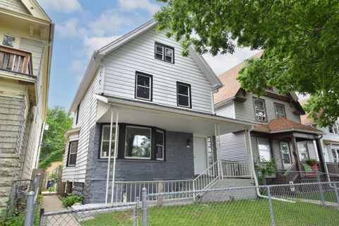 Photo of 2129 N 47th St, Milwaukee, WI 53208 (MLS # 1952069)