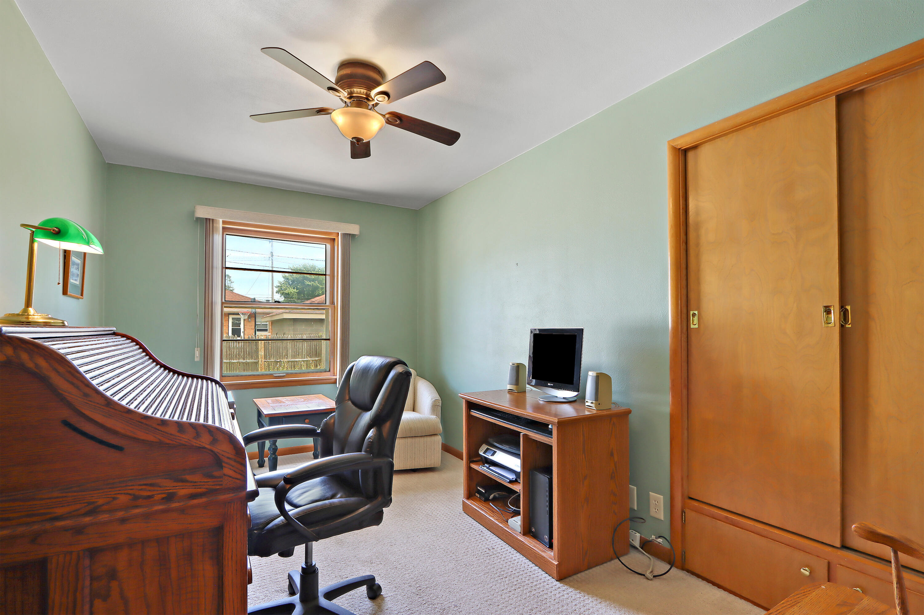 Kenosha, Wisconsin 53142, United States, 3 Bedrooms Bedrooms, ,1 BathroomBathrooms,Residential,Pending,190024