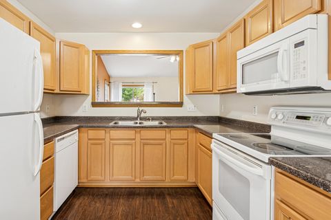 Photo of 465 Fox Ln, Walworth, WI 53184 (MLS # 1939683)