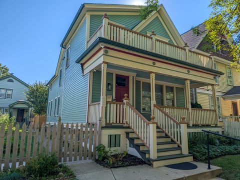 Photo of 2042 N 2nd St, Milwaukee, WI 53212 (MLS # 1935480)