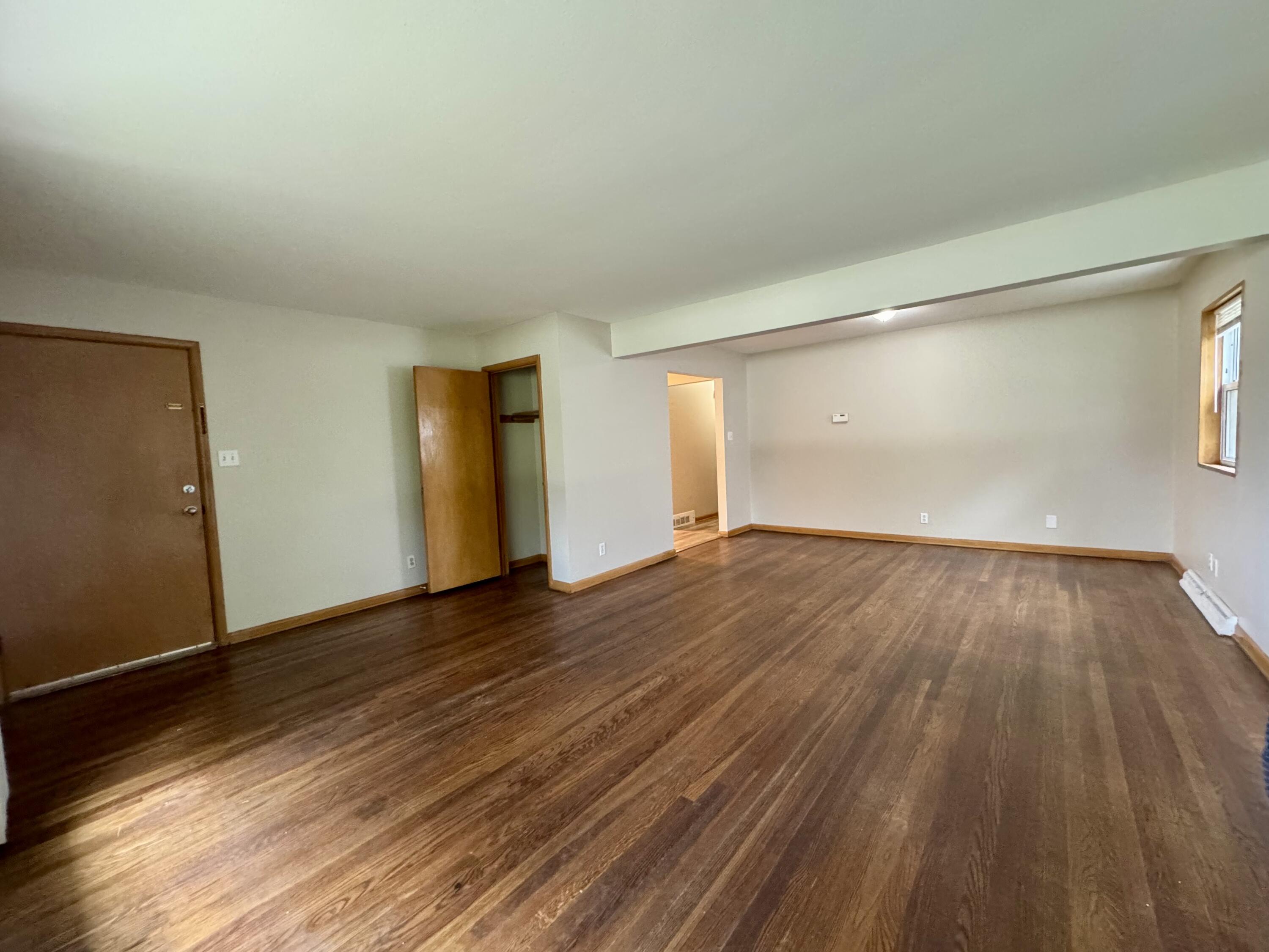 Milwaukee, Wisconsin 53220, United States, 3 Bedrooms Bedrooms, ,1 BathroomBathrooms,Residential,Active,152417