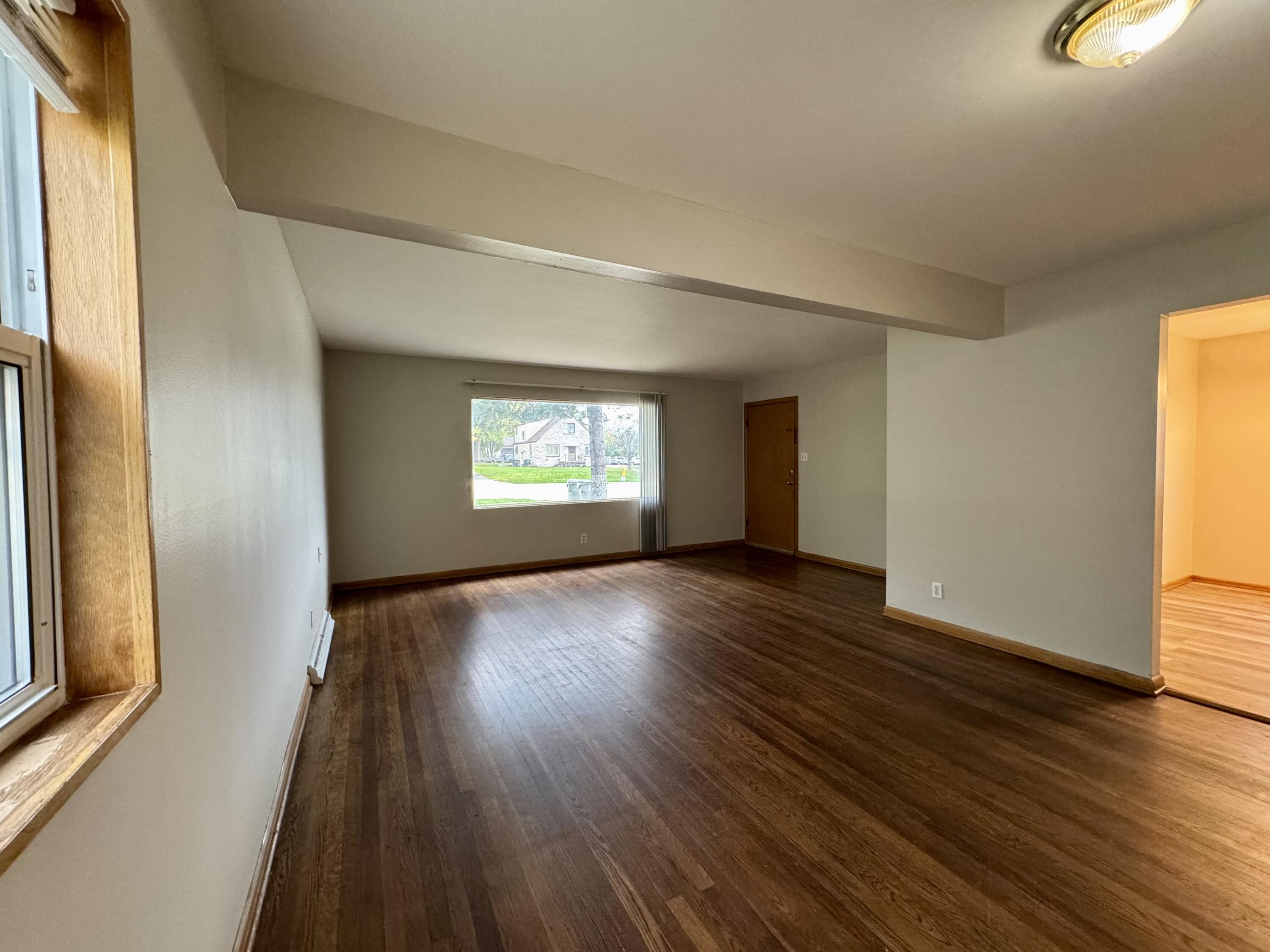 Milwaukee, Wisconsin 53220, United States, 3 Bedrooms Bedrooms, ,1 BathroomBathrooms,Residential,Active,152417