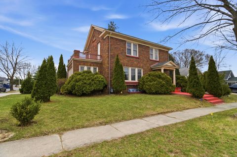 Photo of 201 Capital St, Burlington, WI 53105 (MLS # 1955878)