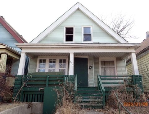 Photo of 3130 N 33rd St, Milwaukee, WI 53216 (MLS # 1957291)